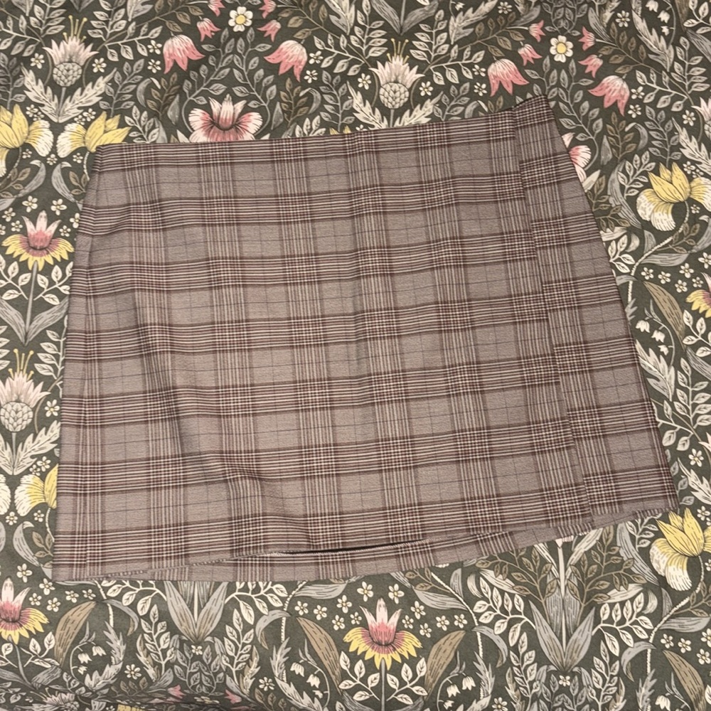 Sunday Best Aritzia brown plaid skirt
